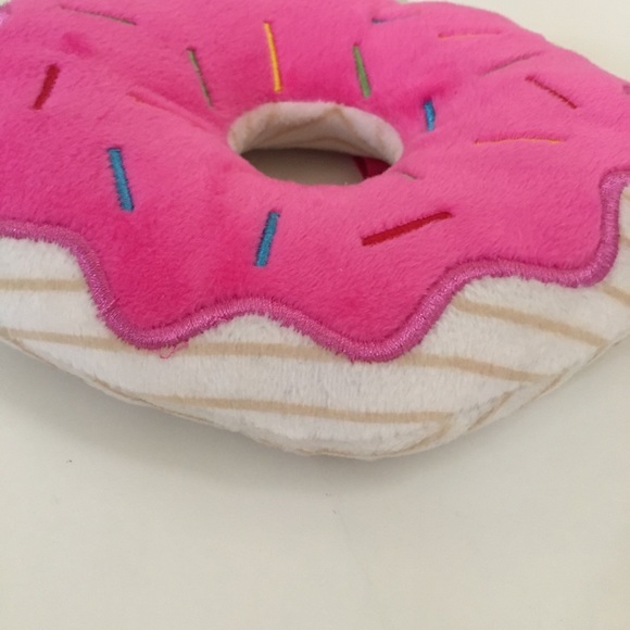 NEW Dog Toy Kellypet Plush Donut - Picture 2 of 6